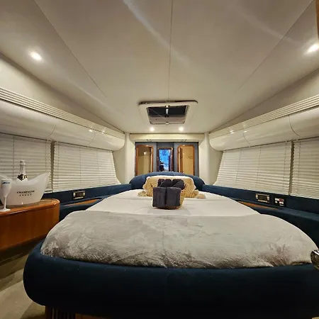 Luxury Experience On A 16-meter Azimut Yacht *